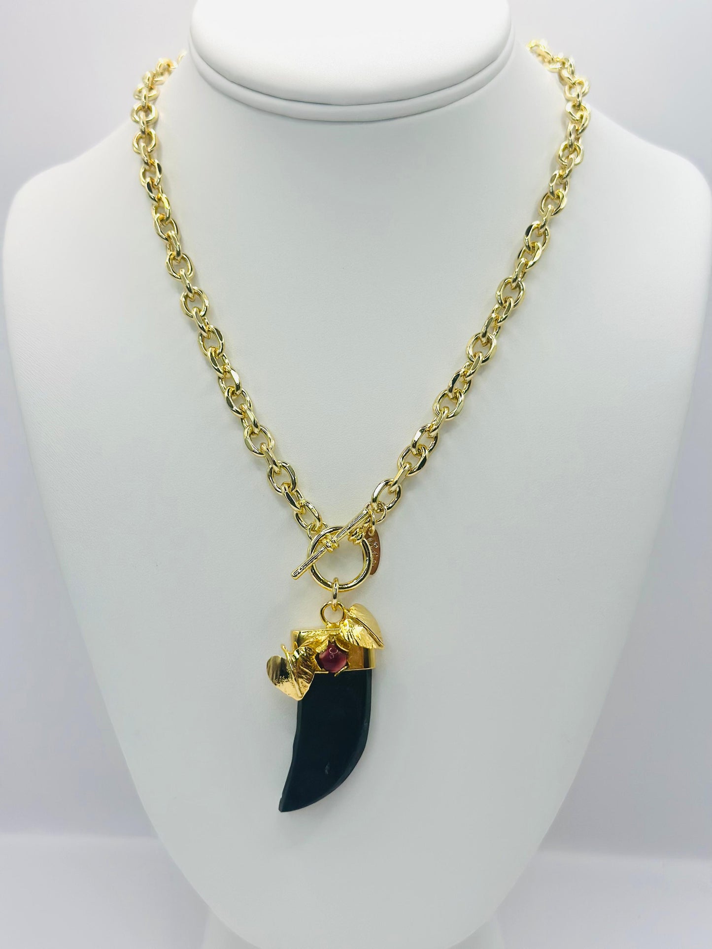 Chub Azabache Necklace