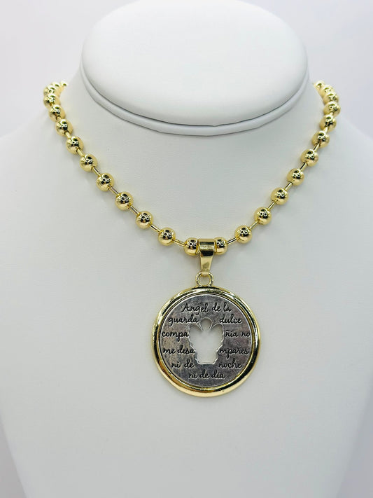 Medallon Angel de la Guarda Necklace